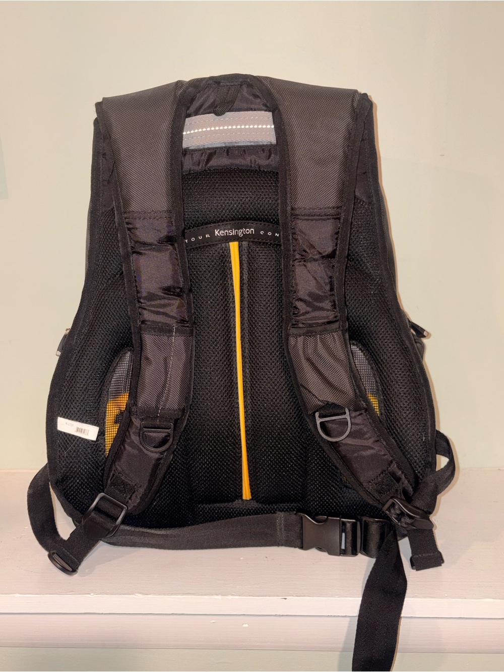 Kensington Contour Laptop Backpack - Picture 10 of 11